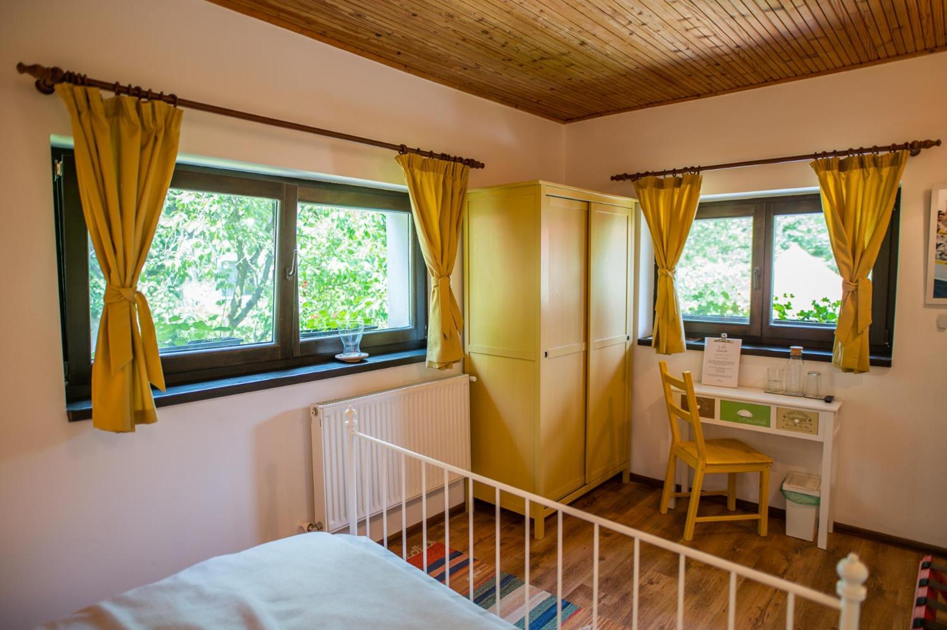 Casa Din Plai Bed & Breakfast Provita de Sus ภายนอก รูปภาพ